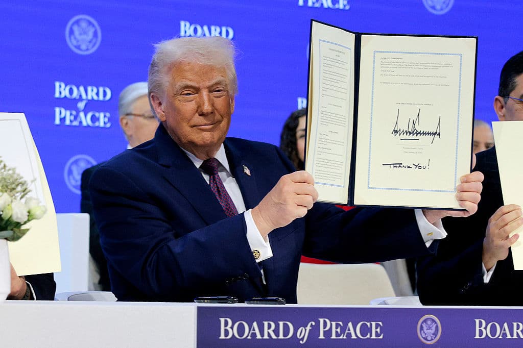 Trump Boots Canada From āBoard of Peaceā After Davos Dust-Up