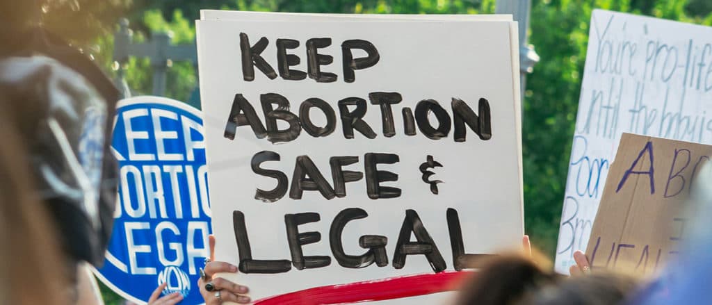 Forcing Doctors To Perform Abortions Isnāt As Popular As Democrats Think It Is, Poll Shows