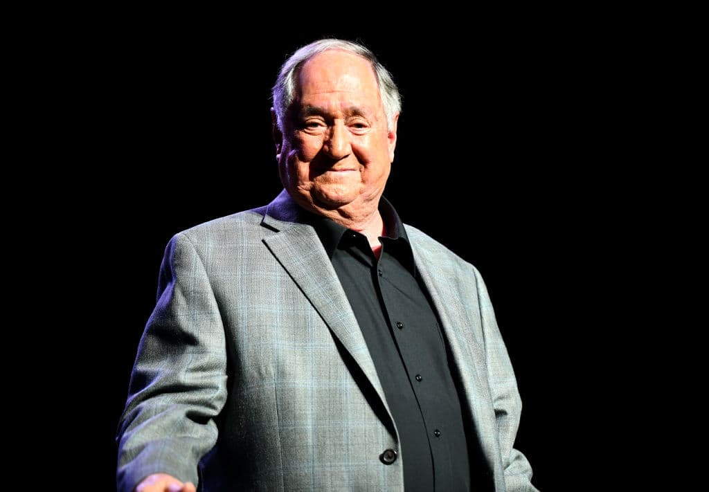 Legendary Singer Rushed to Hospital After Morning Health Scare