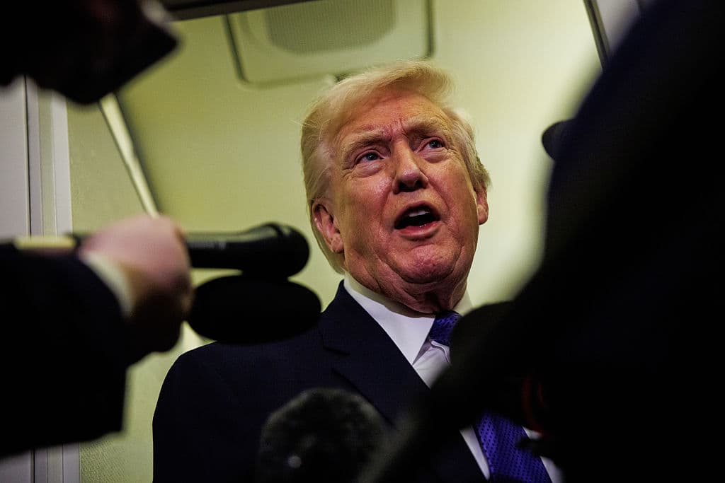 Trump Refuses to Apologize for Posting Obama Video; Says Heās the āLeast Racist Presidentā