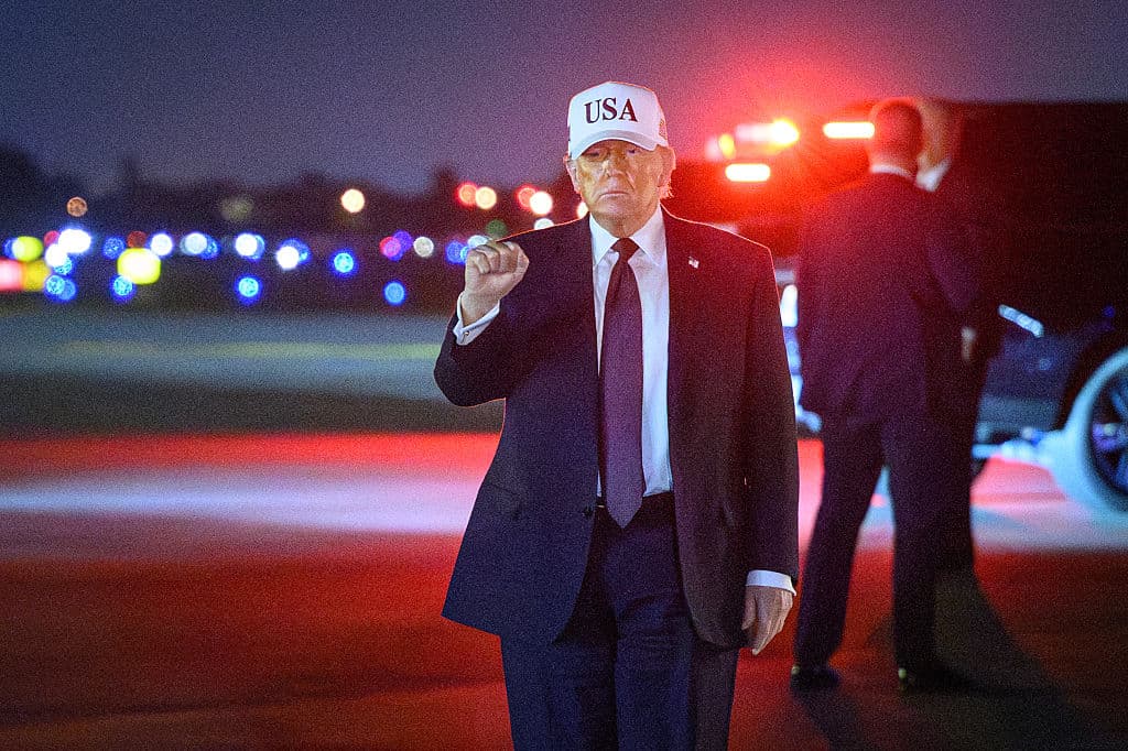 Bipartisan Lawmakers Move To Curb Trumpās War Powers After Iran Strikes
