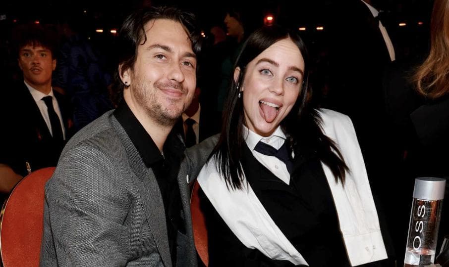 Reporter Attempts To Question Billie Eilish Following Comments She Made About ICE During Grammy’s