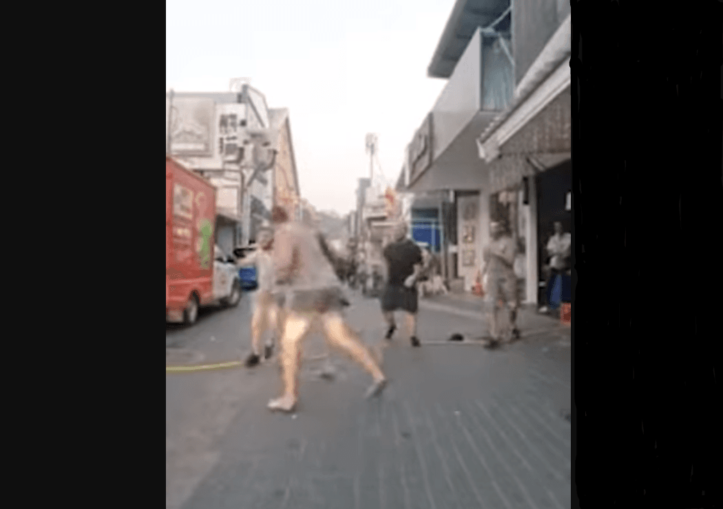 Tourist Brawl Outside Thai Bar Caught on Camera