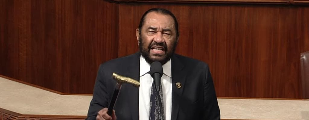 Cane-Wielding Democrat Infamously Thrown Out Of Trump Speech Close To Getting Tossed From Congress