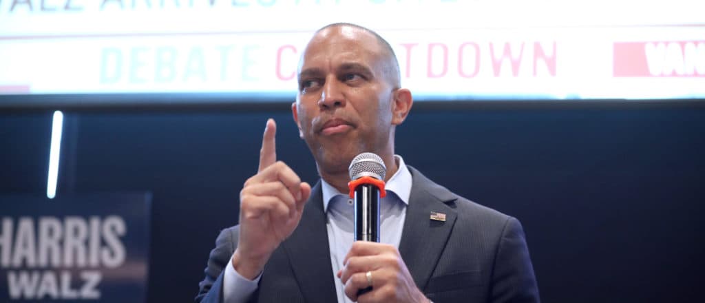 Democrats Who Railed Against Trumpâs Iran Strikes Say It Was âVery Differentâ When Obama Bombed Libya
