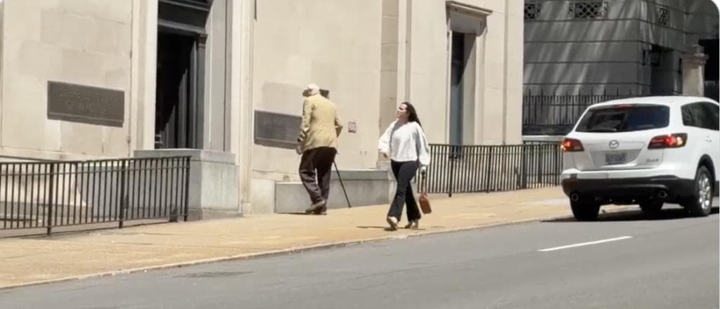 Lone Protester Bravely Defends Gerrymandering By Pacing Angrily In Front Of Virginia Supreme Court