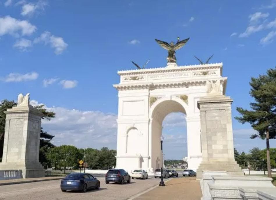 ‘Trump Arch’ Gets Good News