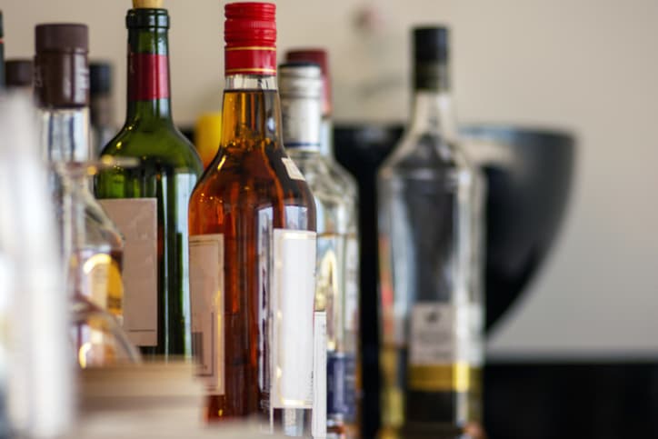 173 Empty Bottles Found in Teenās Room as Colorado Mother Faces Murder Charge