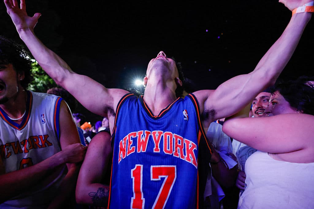 Trump Congratulates Knicks on NBA Championship