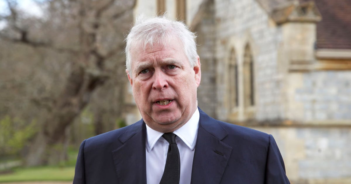 Former Prince Andrew Officially Becomes Andrew Mountbatten-Windsor ...