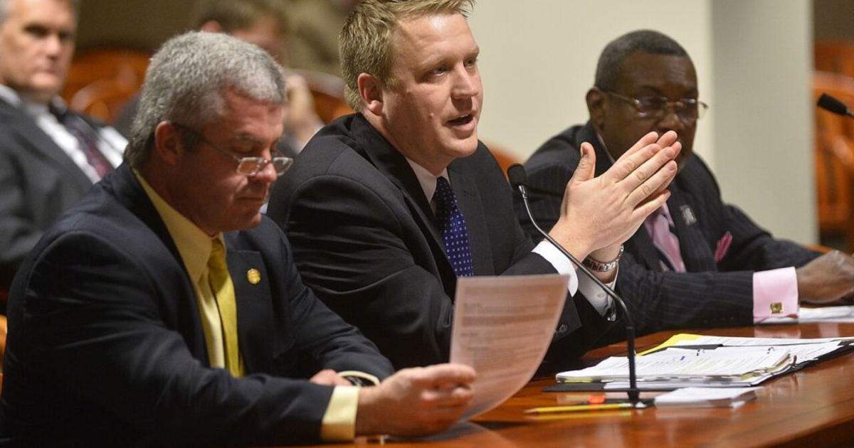 Governor Candidate Vows To Keep Sharia Law Out Of Swing State With Large Muslim Population