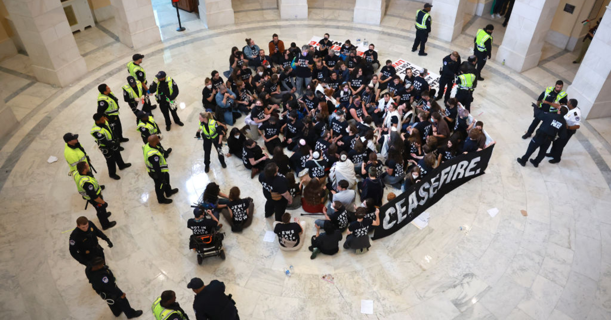 Roughly 300 Pro-Palestinian Protesters Arrested After Assembling in ...