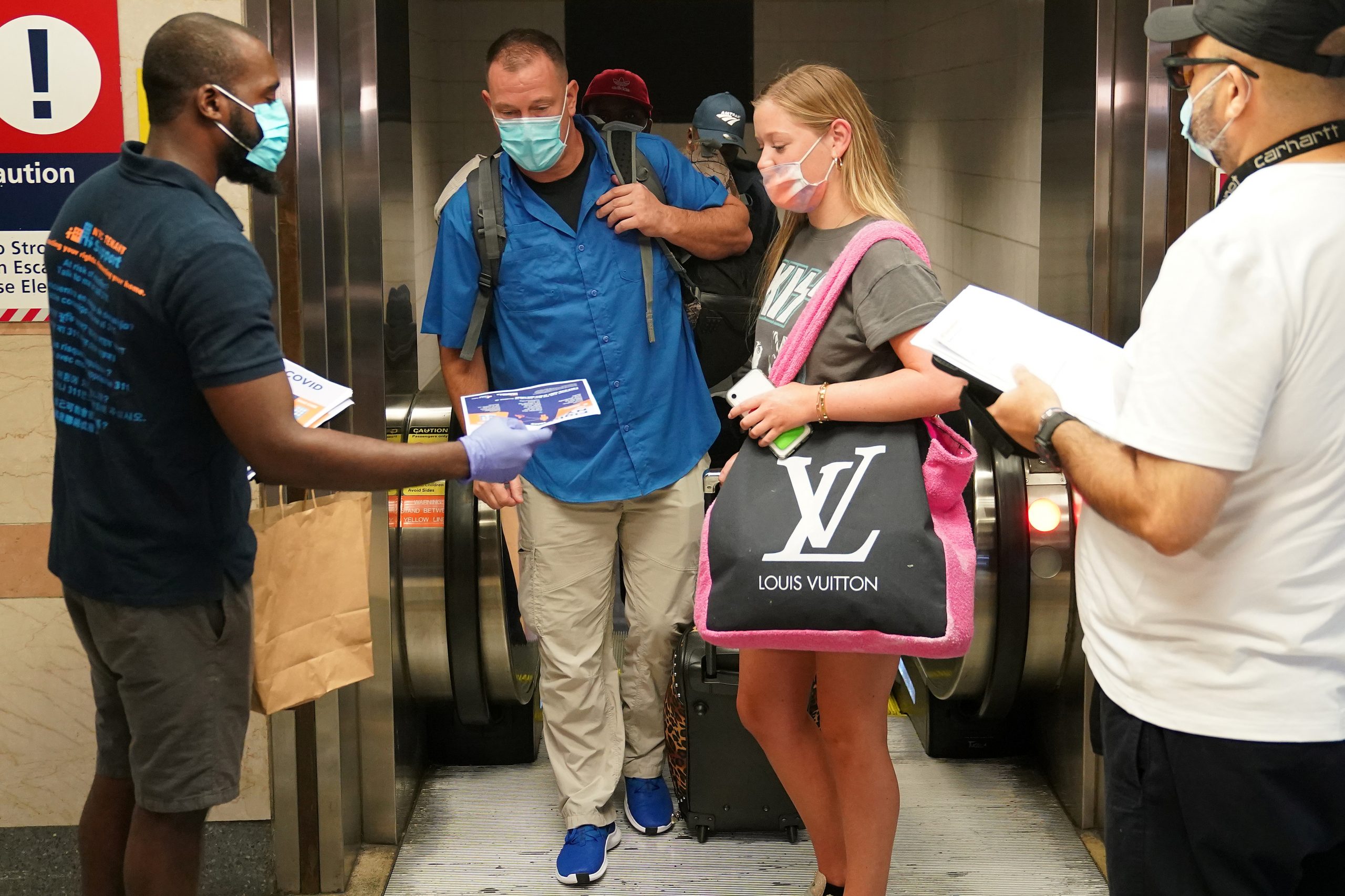 Quarantine ‘Checkpoint’ Opens at New York City’s Penn Station to