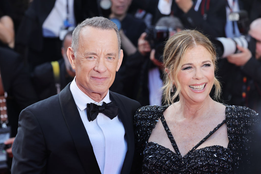 Tom Hanks’ Wife Issues Explanation After Cameras Appear to Show Actor ...