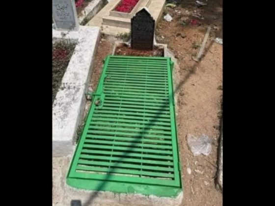 A viral report claimed that Pakistani parents put a lock on their daughter's grave to prevent people from abusing her corpse.