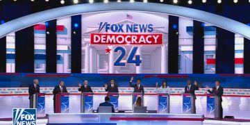 Watch: 6 out of 8 GOP Presidential Candidates Say They Would Support Trump if He Is Convicted