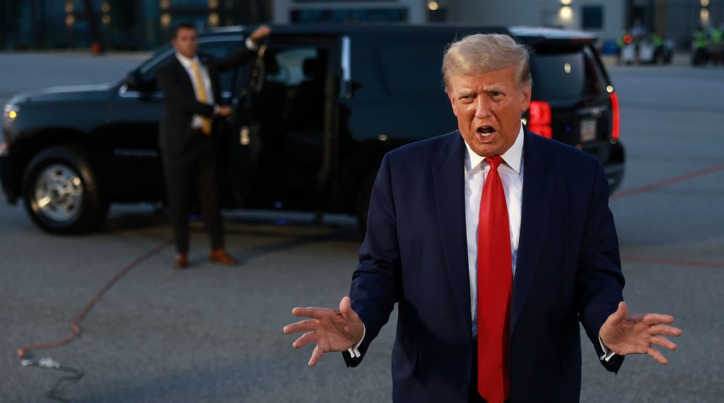 Trump Vows to End ‘Madness’ of Biden’s EV Push ‘Immediately’