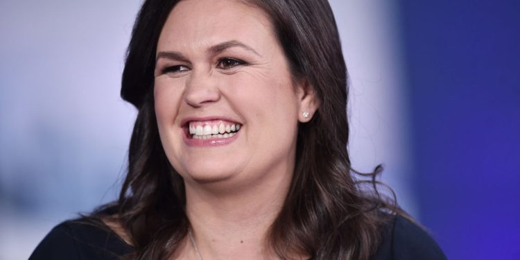 Sarah Huckabee Sanders Signs Executive Order to Ban Anti-Women Language From State Government