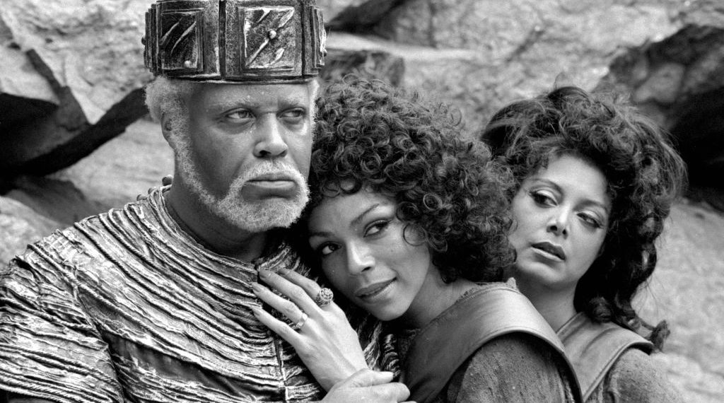 First Black TV Soap Star Ellen Holly Dies at 92