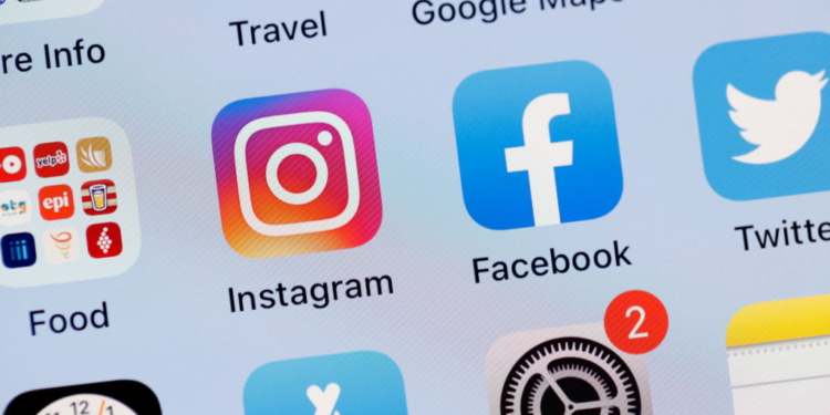 Instagram Limits Political Content by Default