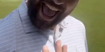 Video: Travis Kelce’s Friends Attempt to Distract Him in Golf by Playing Taylor Swift’s Song