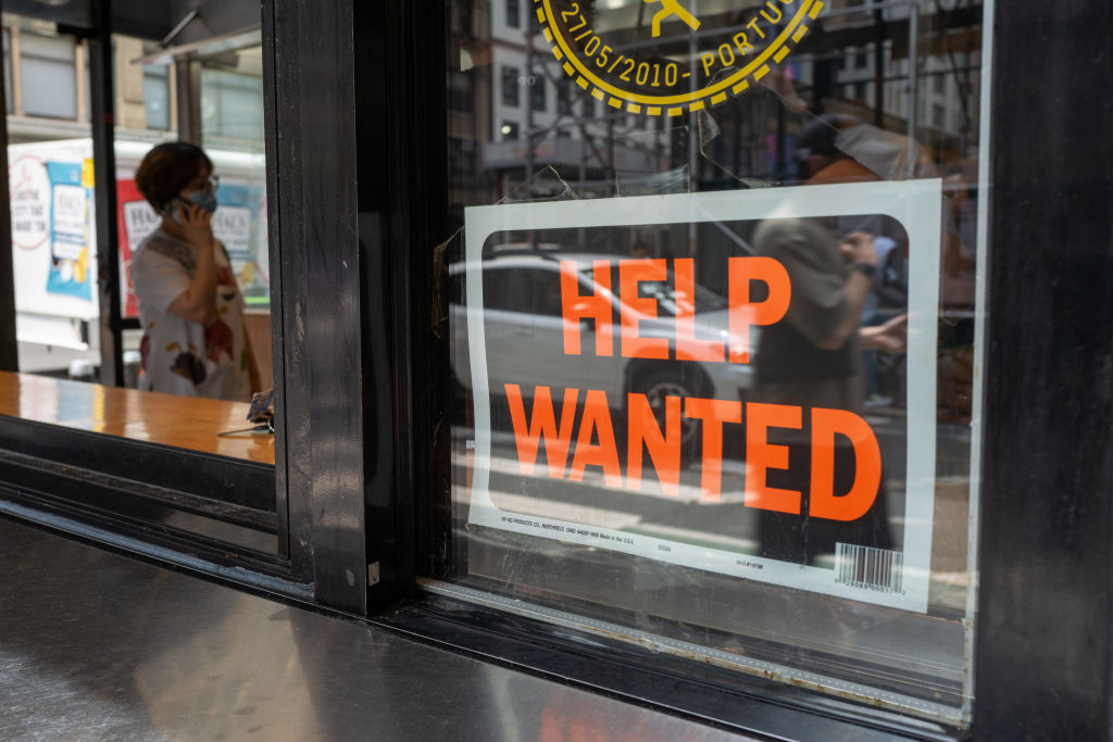 Weekly Jobless Claims Unexpectedly Shoot Up to ‘Worrisome’ Level