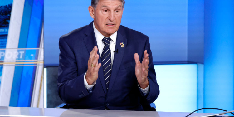 Manchin Switches From Democrat to Independent 