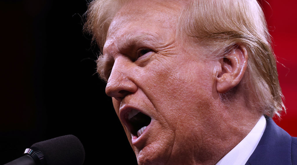 Biden, Trump Argue Over Lapse in Trump Speech: ‘Donald Trump Doesn’t Freeze’