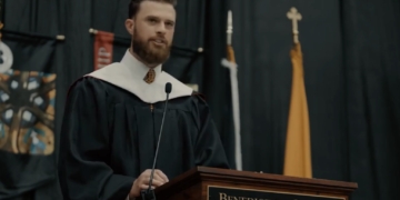 Super Bowl Champion Swipes at ‘Delusional’ Biden in Commencement Speech