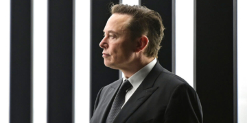 Brazilian Judge Orders Criminal Probe Of Elon Musk As They Tussle Over ‘Fake News’ Online