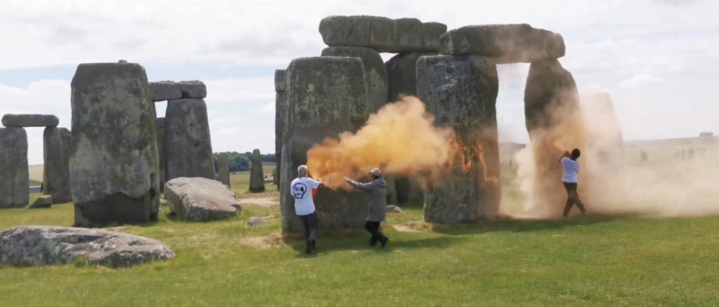 Eco-Activist Who Vandalized Stonehenge Recounts Being Bullied By American Bros Chanting ‘Oil’
