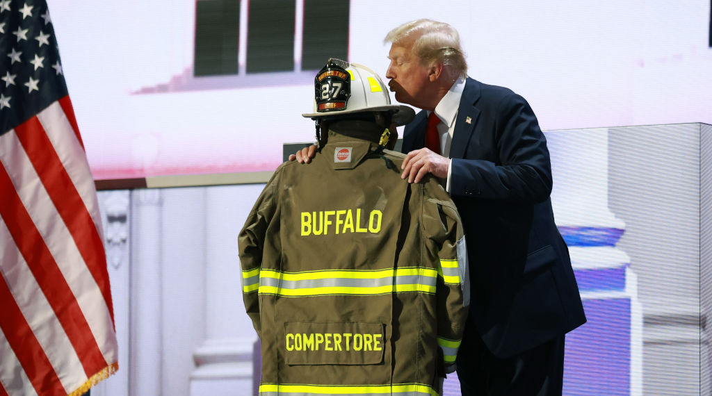 Video: Trump Pays Tribute to Firefighter Killed During Assassination Attempt