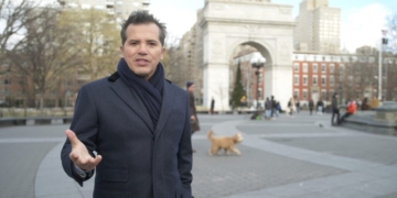 John Leguizamo And Ben DeJesus Unveil PBS Documentary On Untold Latino History‌
‌