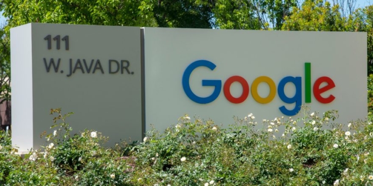 Google Told House Committee Trump-Related Search Results Were Hidden Due To Bugs And Errors, Docs Reveal