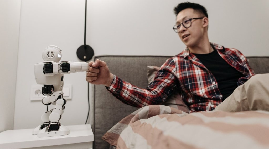 Survey Reveals Americans’ Politeness Towards AI; Gen Z Most Courteous‌
‌