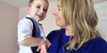 Nurse’s Son’s Hug Leads To Life-Saving Cancer Diagnosis‌
‌