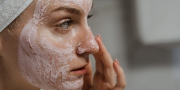 Aging Stress: Survey Finds Women Concerned About Signs Of Aging; Embrace Skincare Routines To Combat Aging Effects‌
‌