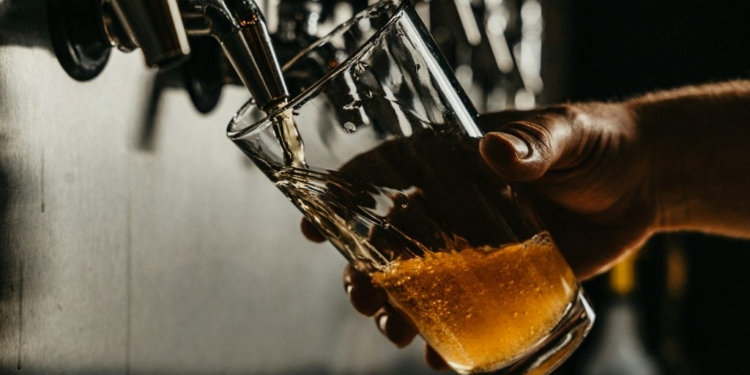 Study Shows Shrinking Pint Size Reduces Beer Consumption, Boosts Wine Sales‌
‌