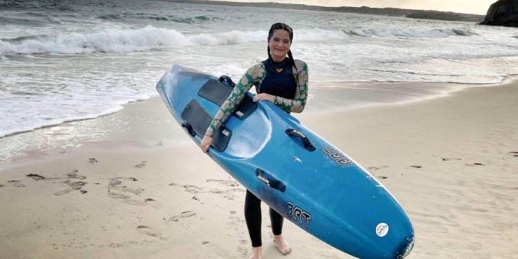This 13-year-old Paddleboards To School Every Day