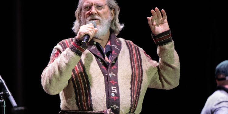 Jeff Bridges Opens Up About Cancer Battle