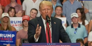 Trump Vows To Make Interest On Car Loans Tax Deductible During Speech In Blue Wall State