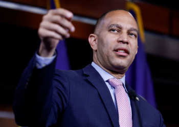 Jeffries to Remain House Minority Leader