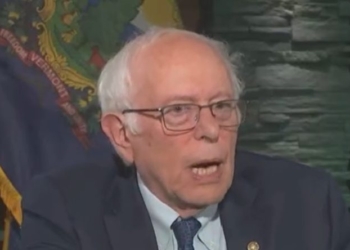 Bernie Sanders Open To Working With Trump, Advocates On 10% Credit Card Rate Cap