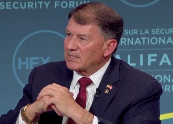 Chinese Agents Can Now Access Every American’s Phone Calls And Texts, GOP Senator Warns