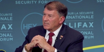 Chinese Agents Can Now Access Every American’s Phone Calls And Texts, GOP Senator Warns