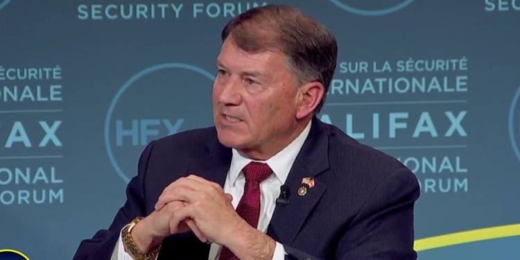 Chinese Agents Can Now Access Every American’s Phone Calls And Texts, GOP Senator Warns
