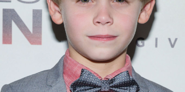 Teen Actor Hudson Meek Dies at 16