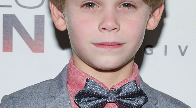 Teen Actor Hudson Meek Dies at 16