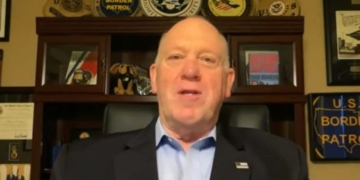 Tom Homan Slams ‘Not Real Smart’ Dem Rep Who Claims ‘He Doesn’t Know What He Is Doing’ On Border Enforcement