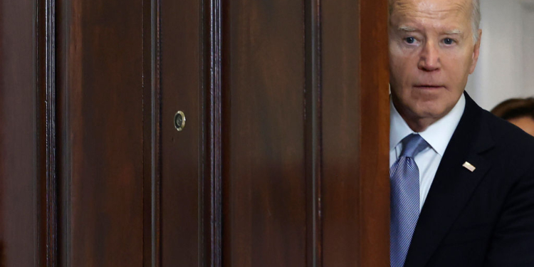 Biden Touts Accomplishments In Farewell Letter